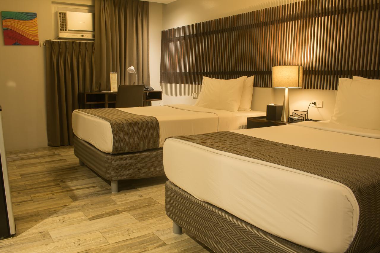 1A Express Hotel Cagayan de Oro Esterno foto
